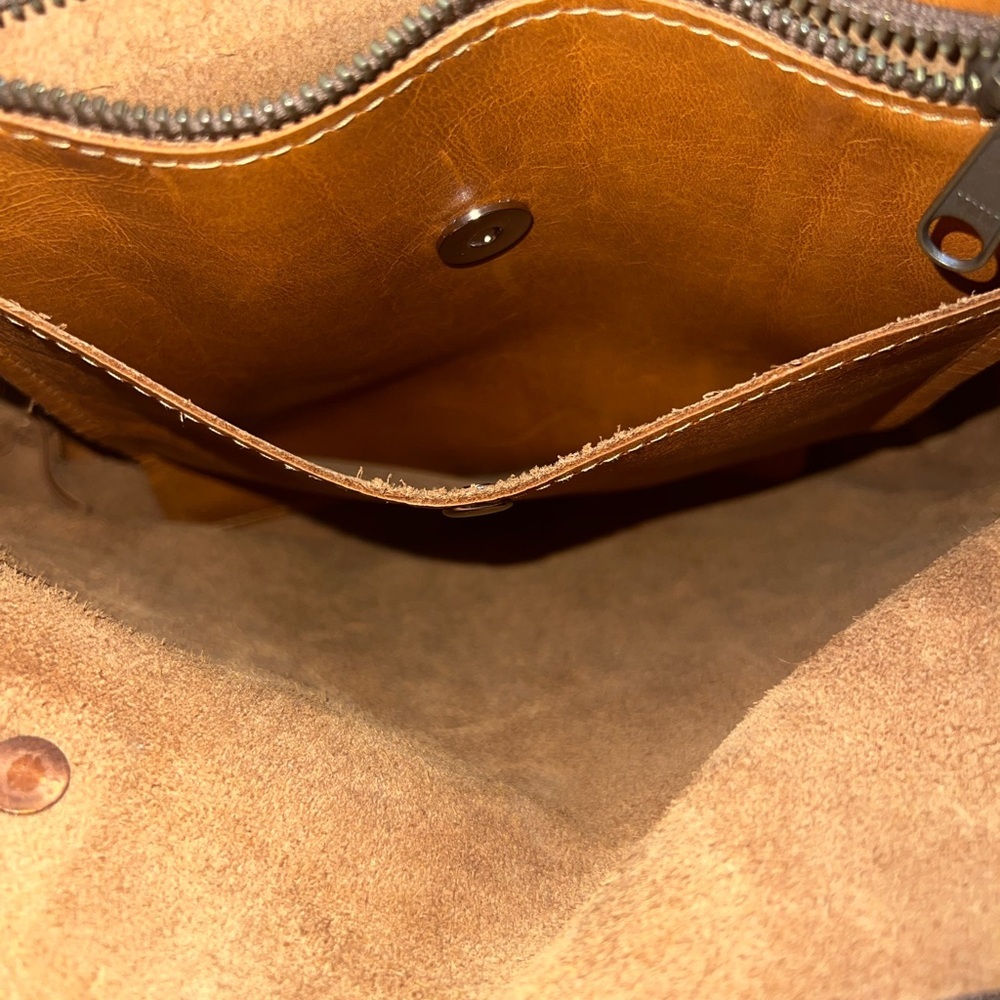 Elegant Tan Leather Tote Bag - image 16